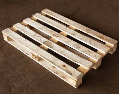 Used standard thick wooden pallet 800x1200mm with HT IPPC heat treatment